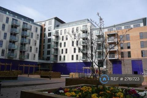2 bedroom flat to rent, Turner Street, London, E16