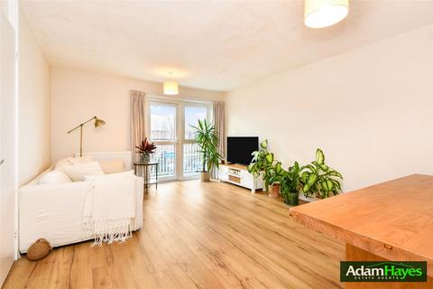 2 bedroom apartment for sale, Springfield Close, London N12