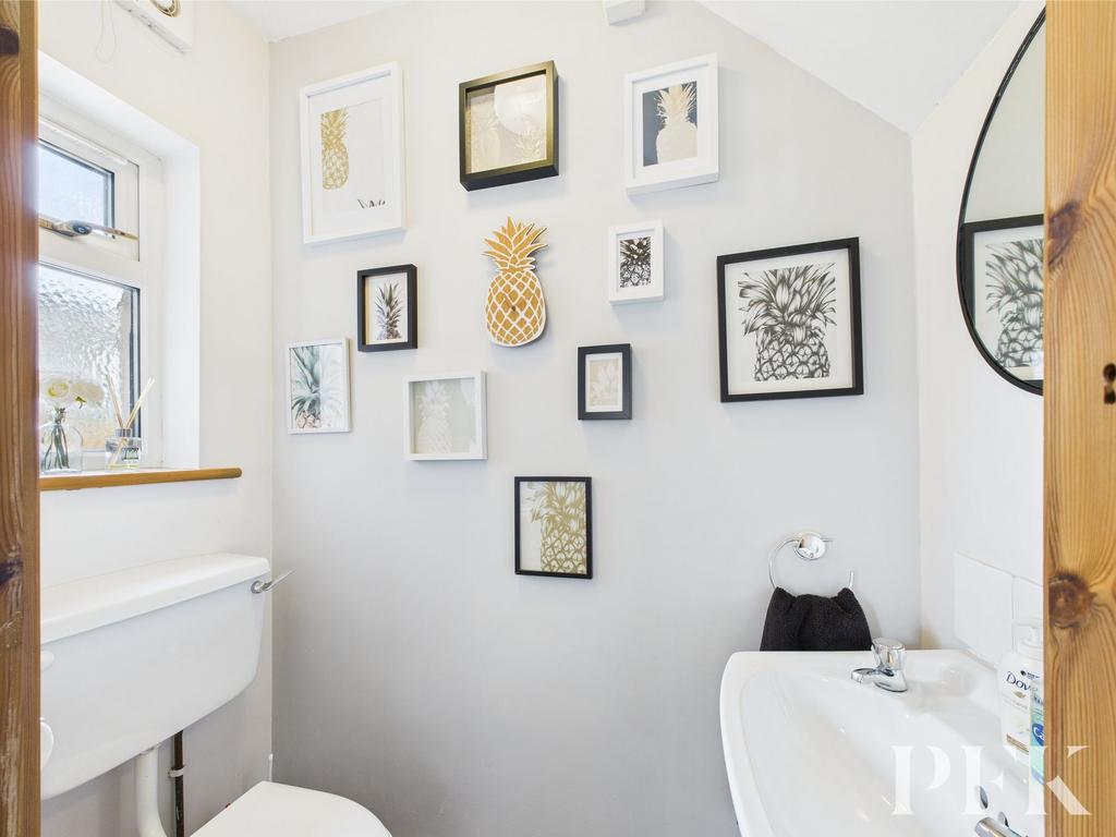 Cloakroom WC