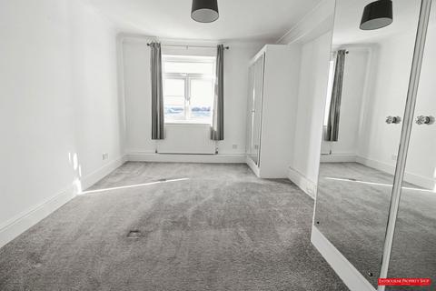 2 bedroom apartment for sale, Timberlaine Road, Pevensey BN24