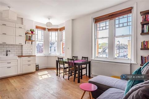 1 bedroom flat to rent, Grand Parade, London, N4