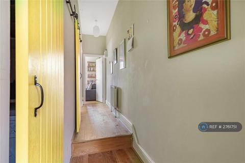 1 bedroom flat to rent, Grand Parade, London, N4