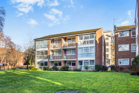 2 bedroom apartment for sale, Aran Drive, Stanmore, HA7