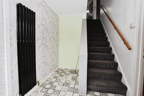 3 bedroom terraced house for sale, Cladshaw, Hull