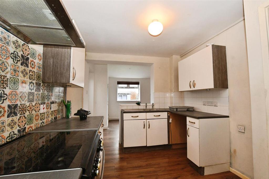 Fitted Kitchen