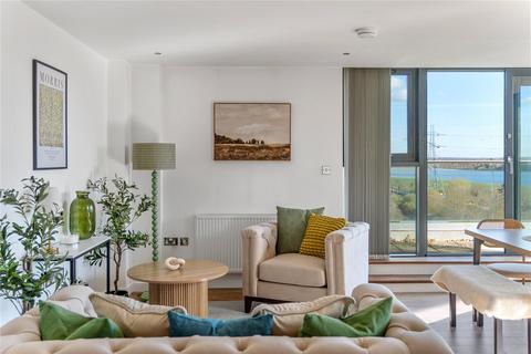 2 bedroom apartment for sale, Kingfisher Heights, Waterside Way, London, N17