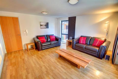 2 bedroom apartment for sale, Baltic Quay, Mill Road, Gateshead, NE8