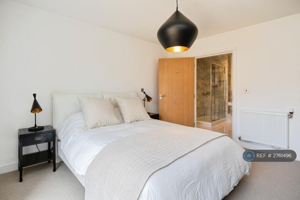 Master Bedroom 3