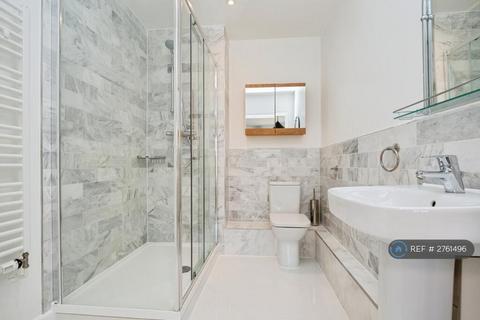 2 bedroom flat to rent, Longbow Apartments, London, E3
