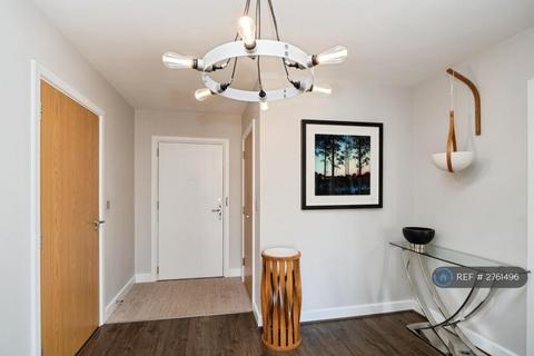 2 bedroom flat to rent, Longbow Apartments, London, E3