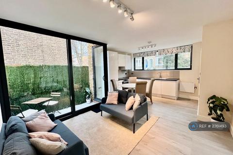 1 bedroom bungalow to rent, Tufnell Park Road, London, N7