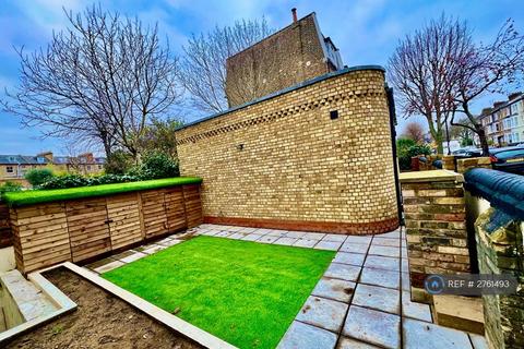 1 bedroom bungalow to rent, Tufnell Park Road, London, N7