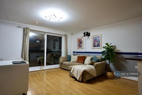 1 bedroom flat to rent, Cowden House, London, E3