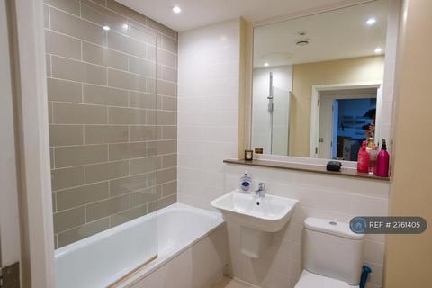1 bedroom flat to rent, Cowden House, London, E3