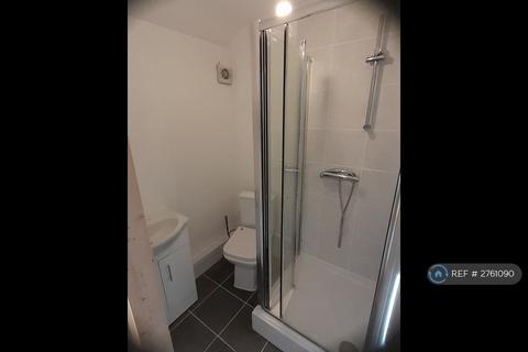 1 bedroom in a house share to rent, Stapleton Road, Borehamwood, WD6