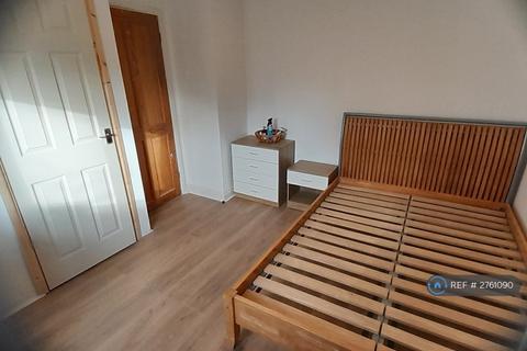 1 bedroom in a house share to rent, Stapleton Road, Borehamwood, WD6
