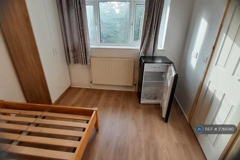 1 bedroom in a house share to rent, Stapleton Road, Borehamwood, WD6