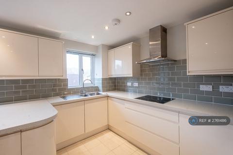 1 bedroom flat to rent, John Maurice Close, London, SE17