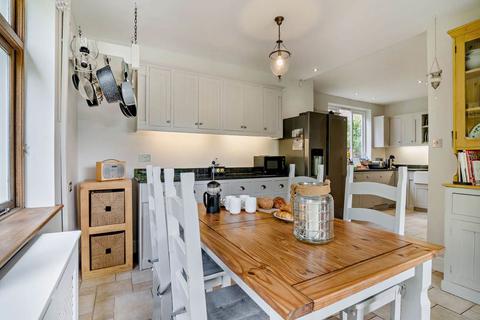 4 bedroom detached house to rent, Jubilee Path, Weston-super-Mare, North Somerset