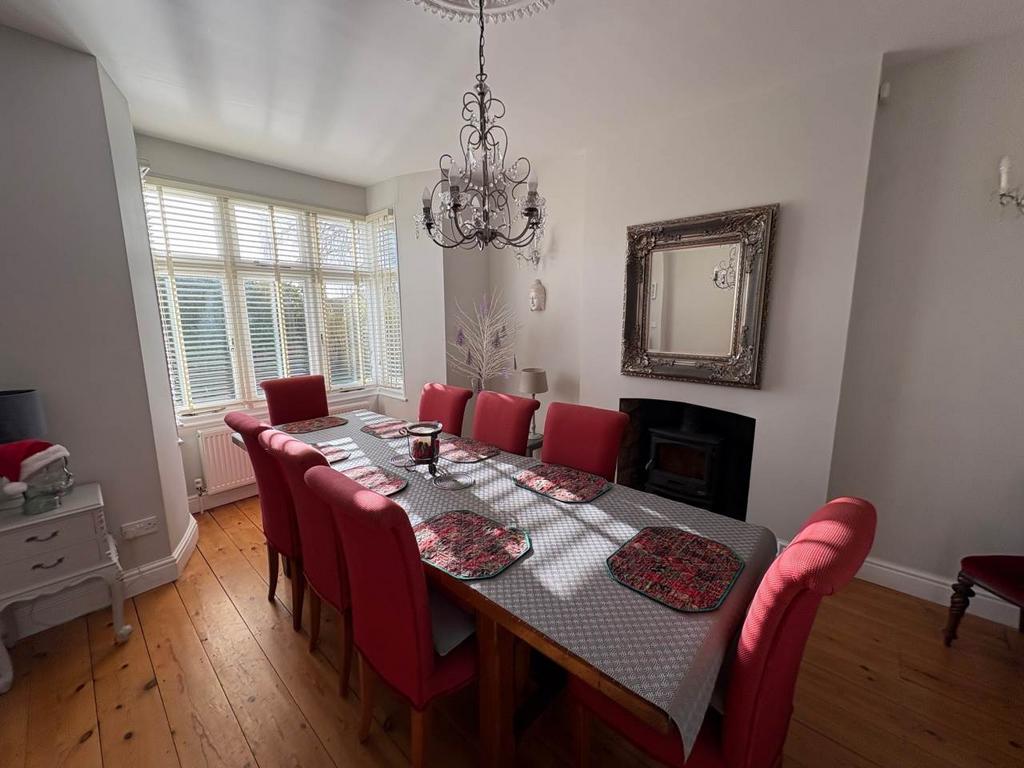 Beauty villa dining