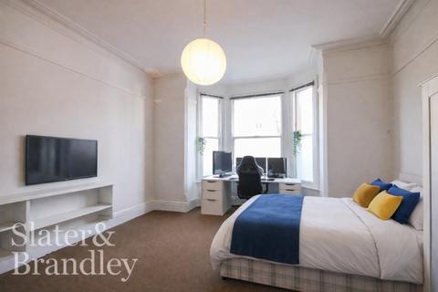 7 bedroom semi-detached house to rent, Musters Road, West Bridgford, Nottingham, Nottinghamshire, NG2