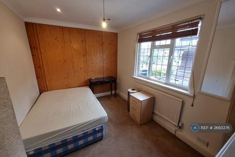 undefined, Aldridge Rise, New Malden, KT3