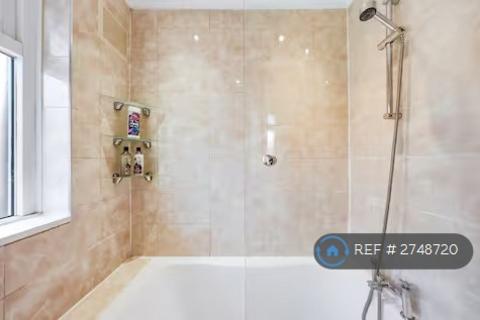 3 bedroom terraced house to rent, Morris House, Greater London, SW4