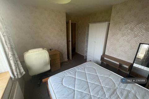 4 bedroom terraced house to rent, The Avenues, Norwich, NR4