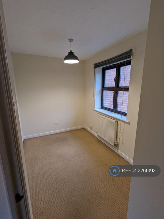 Single Bedroom