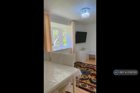 2 bedroom flat to rent, Thyme Close, London, SE3