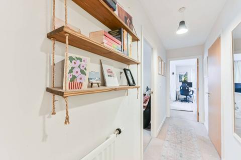 2 bedroom flat for sale, Trevelyan Road, Tooting, London, SW17