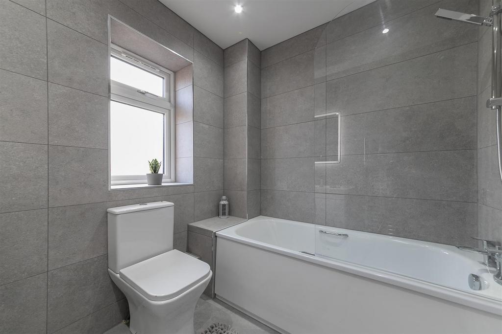 23a Oldfield Way-40.jpg