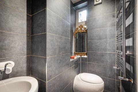 3 bedroom flat to rent, Lindfield Gardens, Hampstead, London, NW3