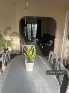 4 bedroom semi-detached house to rent, Coleridge Road, Croydon, CR0
