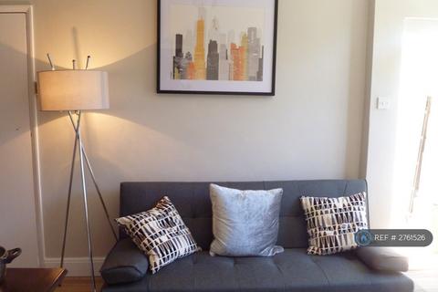 1 bedroom flat to rent, Hurcott Road, Kidderminster, DY10