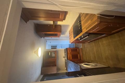 3 bedroom terraced house to rent, Hartley Road, Luton, Bedfordshire, LU2