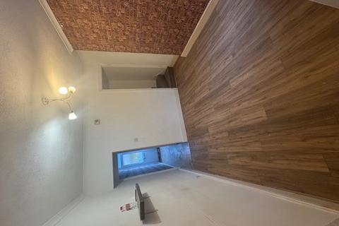 3 bedroom terraced house to rent, Hartley Road, Luton, Bedfordshire, LU2
