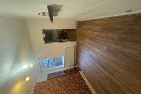 3 bedroom terraced house to rent, Hartley Road, Luton, Bedfordshire, LU2