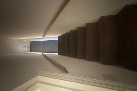 3 bedroom terraced house to rent, Hartley Road, Luton, Bedfordshire, LU2