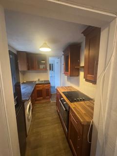 3 bedroom terraced house to rent, Hartley Road, Luton, Bedfordshire, LU2