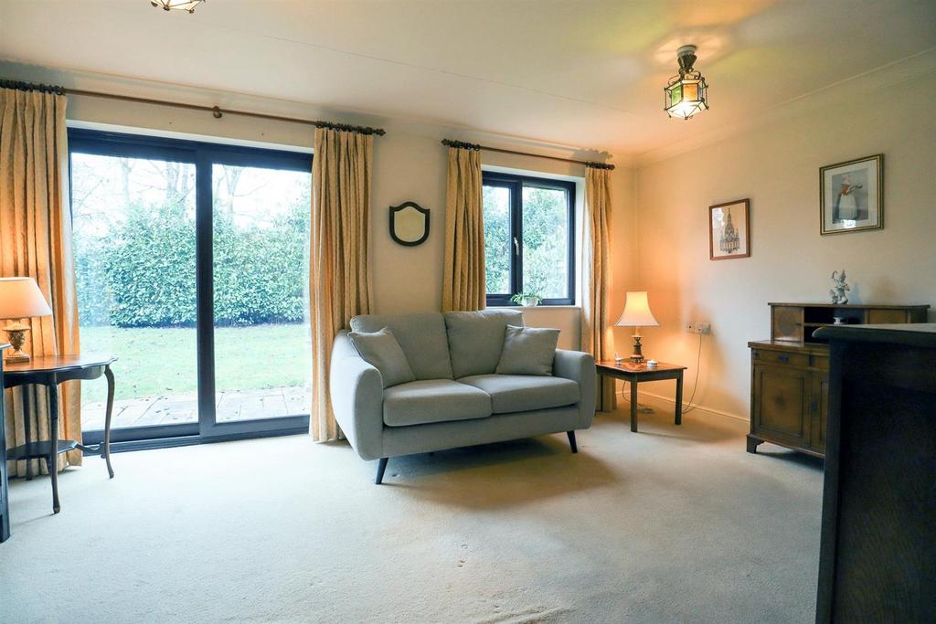 Sitting room.jpg