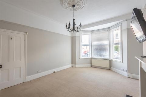 2 bedroom flat to rent, Sandringham Road, Gosforth, Newcastle upon Tyne