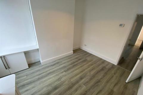 2 bedroom terraced house to rent, Simpson Street, Stoke on Trent