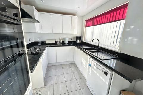 3 bedroom terraced house for sale, Gladeley Way, Sunniside, Newcastle upon Tyne, Tyne and Wear, NE16 5PX