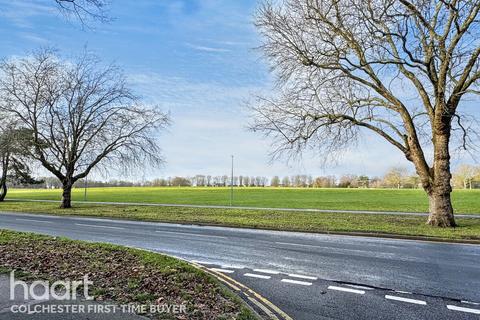 2 bedroom apartment for sale, Circular Road South, Colchester