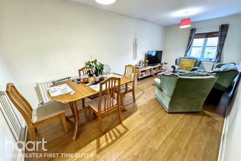 2 bedroom apartment for sale, Circular Road South, Colchester