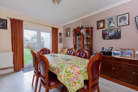 3 bedroom semi-detached house for sale, Westcroft, Slough SL2