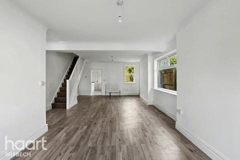 3 bedroom semi-detached house for sale, Colvile Road, Wisbech