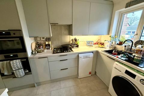 4 bedroom terraced house for sale, Elm Close, Bordon GU35