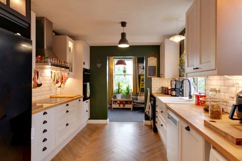 3 bedroom semi-detached house for sale, Woolhope Road, Worcester, WR5 2AR